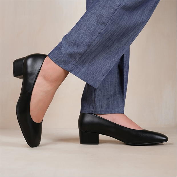 Where’s That From Seattle Black Pu Square Toe Block Heels