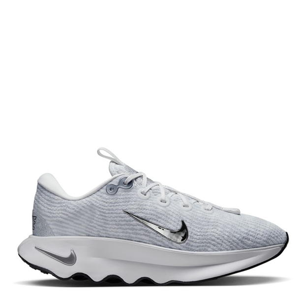 Nike Motiva Women's Walking Shoes