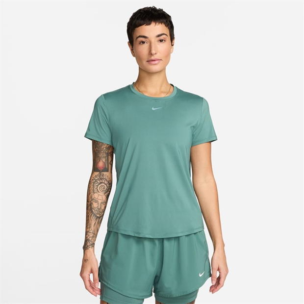 Nike Dri-FIT One Women's Standard Fit Short-Sleeve Top