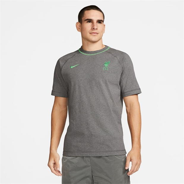 Nike Liverpool Travel T-shirt 2023 2024 Adults