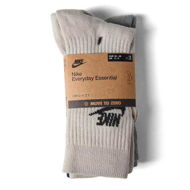 Nike 3 Pack of Essential Crew Socks