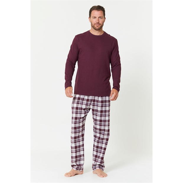 Studio Long Sleeve T-Shirt and Flannel Pants Pyjama Set